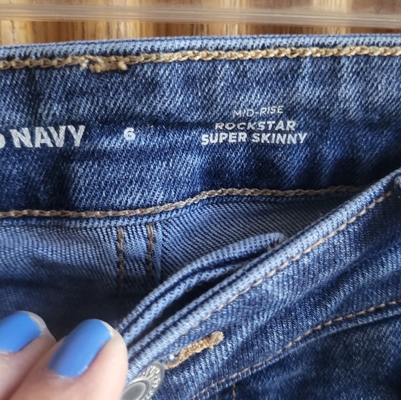 Old Navy ROCK STAR jeans - Picture 3 of 4